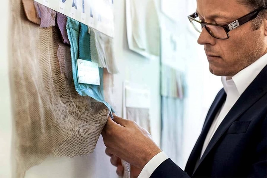 Verbesserte Verarbeitung von Textilien durch nachhaltige Polyurethanbeschichtung.