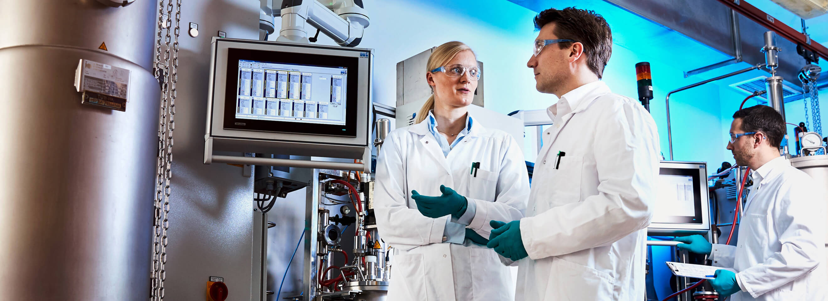 Trendsetters in sustainability and greater comfort Covestro Covestro AG